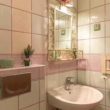 Prolozac Donji 12 * Tolici